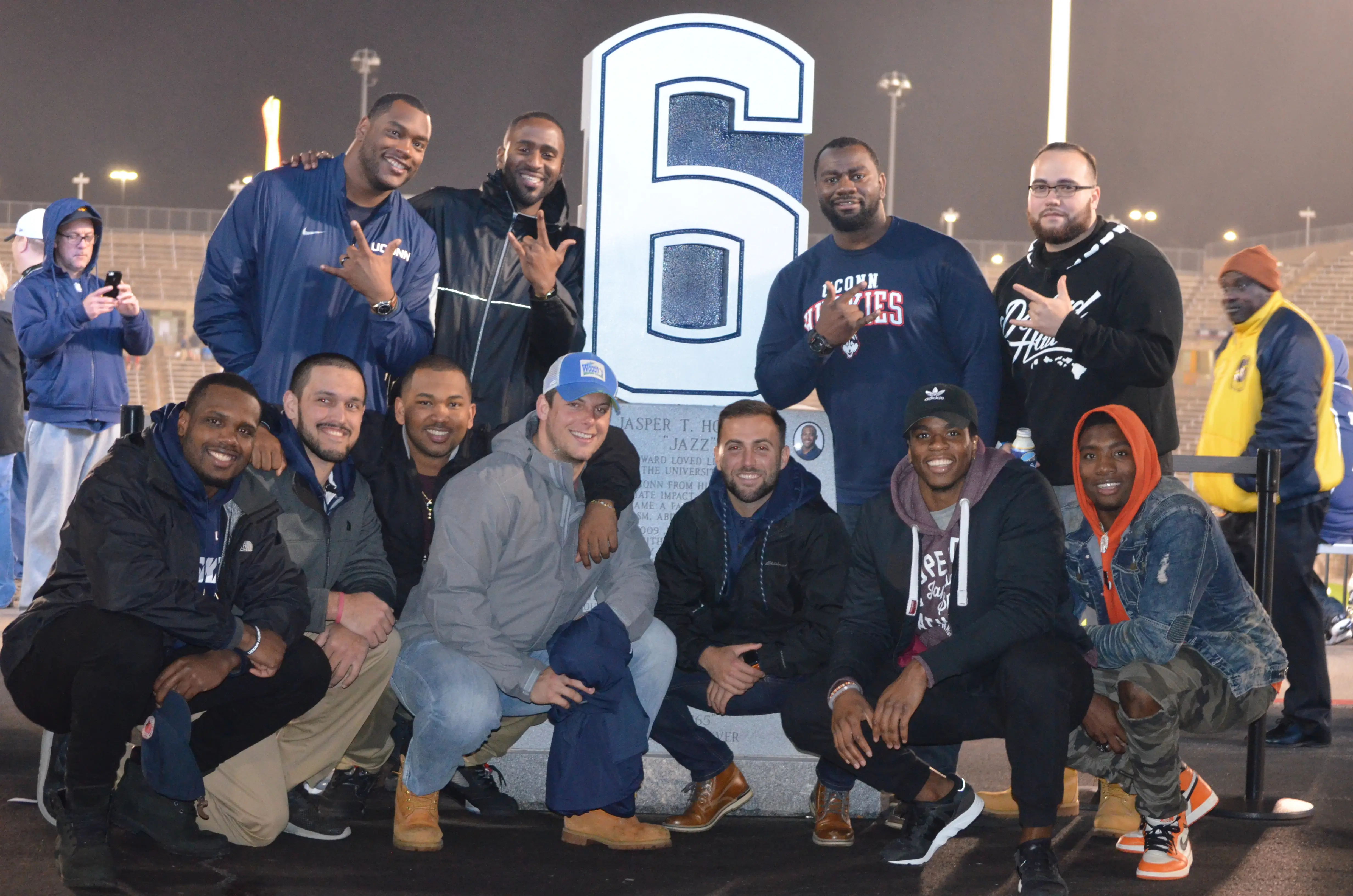 alumni at jazz statue 2017 without coach